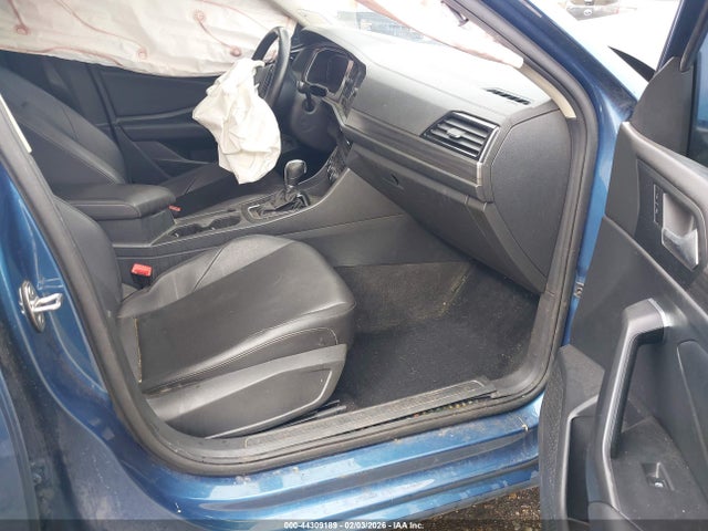 2019 VOLKSWAGEN JETTA 3VWEB7BU2KM233500 Photo 4