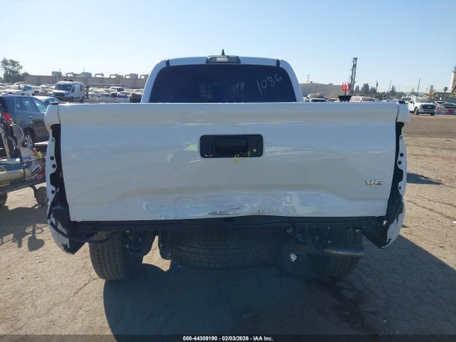 3TMDZ5BN3JM050614 Toyota Tacoma Trd Sport