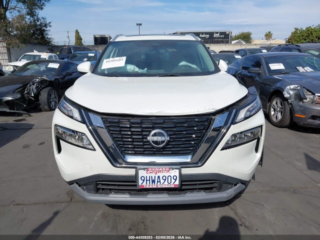 5N1BT3BA5PC866921 Nissan Rogue Sv Fwd
