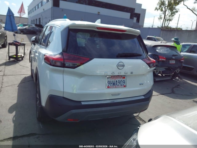 5N1BT3BA5PC866921 Nissan Rogue Sv Fwd