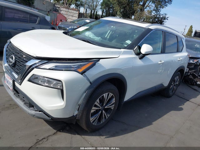 5N1BT3BA5PC866921 Nissan Rogue Sv Fwd