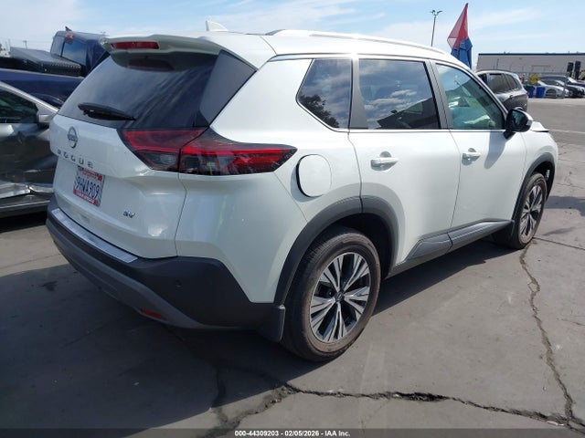 5N1BT3BA5PC866921 Nissan Rogue Sv Fwd