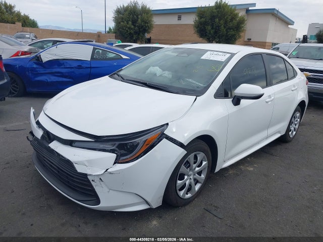 Toyota COROLLA LE 2025 5YFB4MDE3SP344215 Image 2