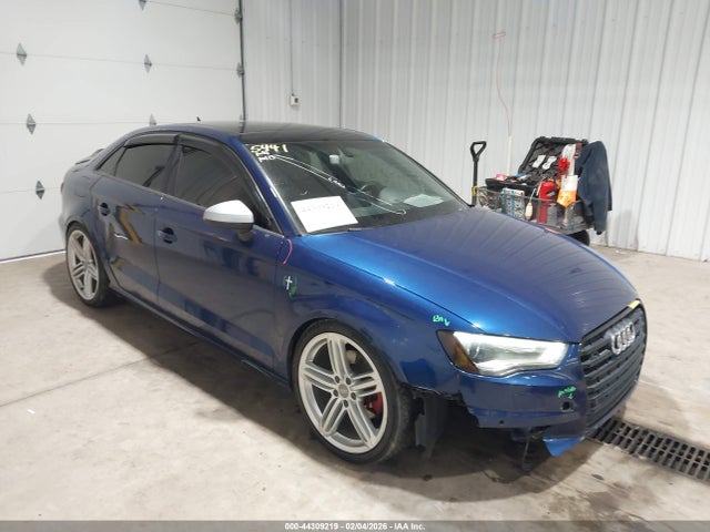 2016 AUDI A3 WAUB8GFF3G1006429 Photo 0