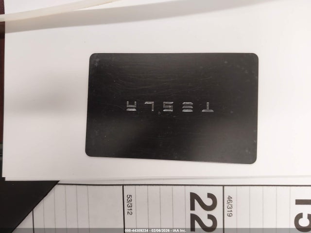 2022 Tesla Model Y Long Range Dual Motor All-wheel Drive მანქანა იყიდება აუქციონზე, vin: 7SAYGDEE2NF450206, აუქციონის ნომერი: 44309234