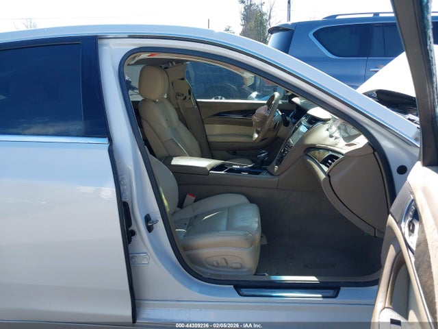 1G6AR5S33F0131563 Cadillac CTS LUXURY