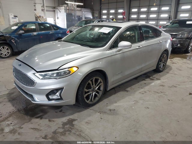 3FA6P0RU9KR257467 Ford Fusion Hybrid Titanium