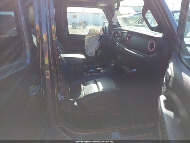 1C4HJXEN6LW169938 Jeep Wrangler Unlimited Sahara 4x4