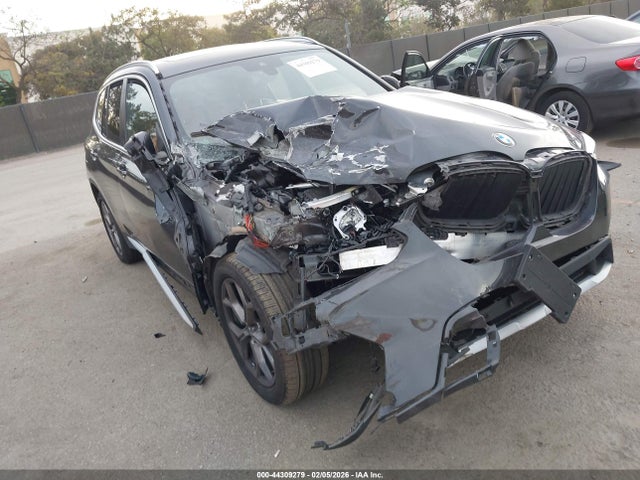 WBX57DP08NN143614 BMW X3 Xdrive30i