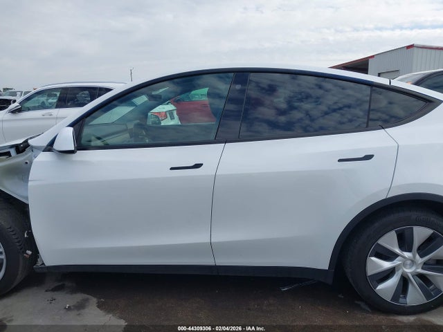 Продажа на аукционе авто 2021 Tesla Model Y Long Range Dual Motor All-wheel Drive, vin: 5YJYGDEE0MF194269, номер лота: 44309306
