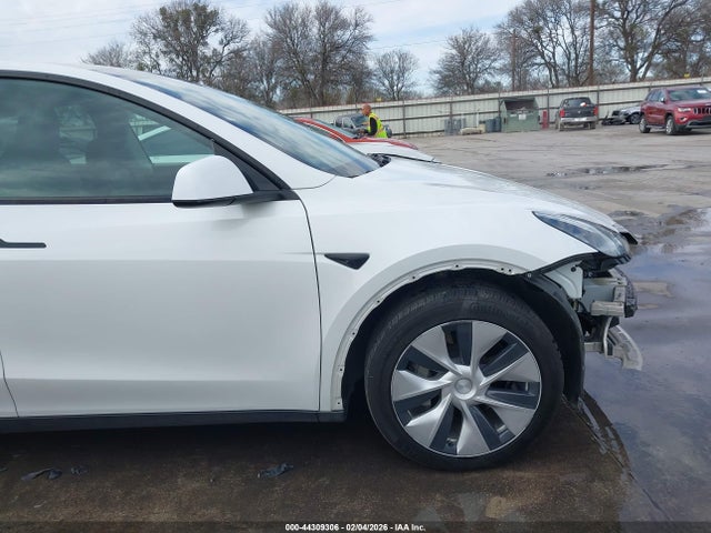 Продажа на аукционе авто 2021 Tesla Model Y Long Range Dual Motor All-wheel Drive, vin: 5YJYGDEE0MF194269, номер лота: 44309306