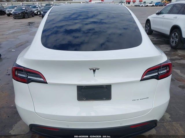 Продажа на аукционе авто 2021 Tesla Model Y Long Range Dual Motor All-wheel Drive, vin: 5YJYGDEE0MF194269, номер лота: 44309306
