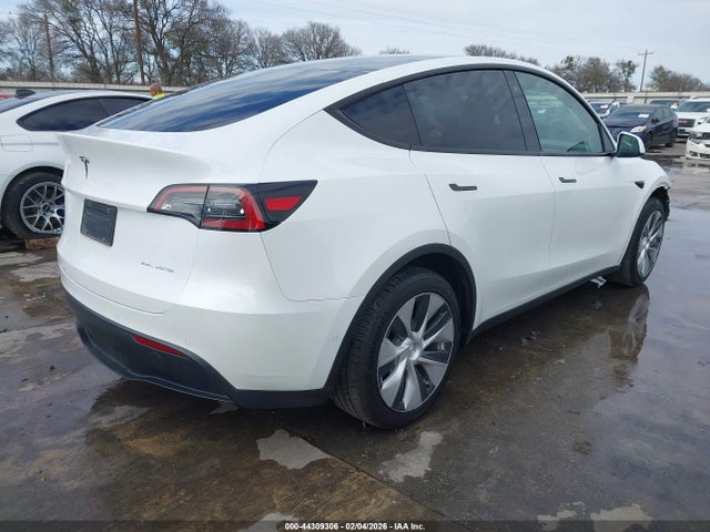 2021 TESLA MODEL Y 5YJYGDEE0MF194269 Photo 3