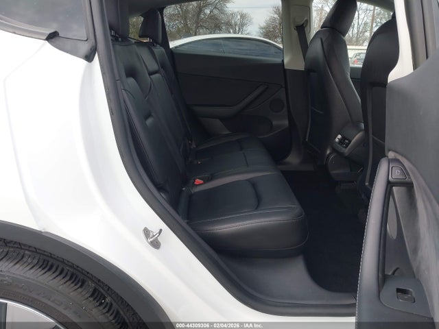2021 TESLA MODEL Y 5YJYGDEE0MF194269 Photo 7