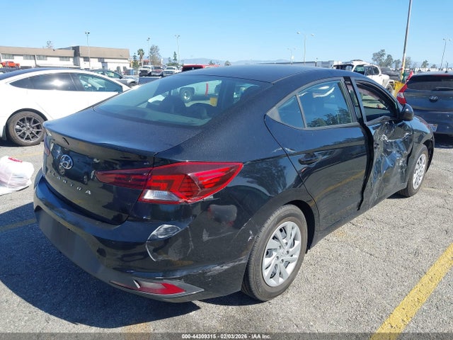 KMHD74LF3KU757597 Hyundai ELANTRA SE