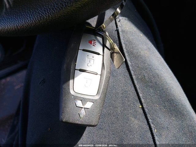 2023 MITSUBISHI OUTLANDER JA4J3TA80PZ009654 Photo 10