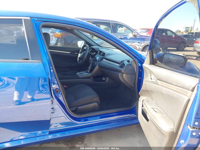 SHHFK7H26JU231375 Honda Civic Lx