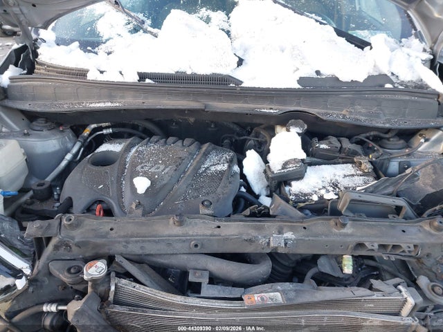 KM8JU3AG5FU072878 Hyundai TUCSON SE