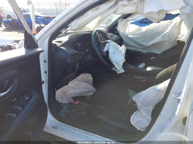 2023 HONDA HR-V 3CZRZ1H55PM714792 Photo 4