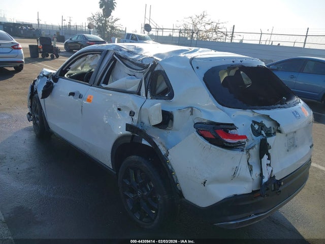 2023 HONDA HR-V 3CZRZ1H55PM714792 Photo 5