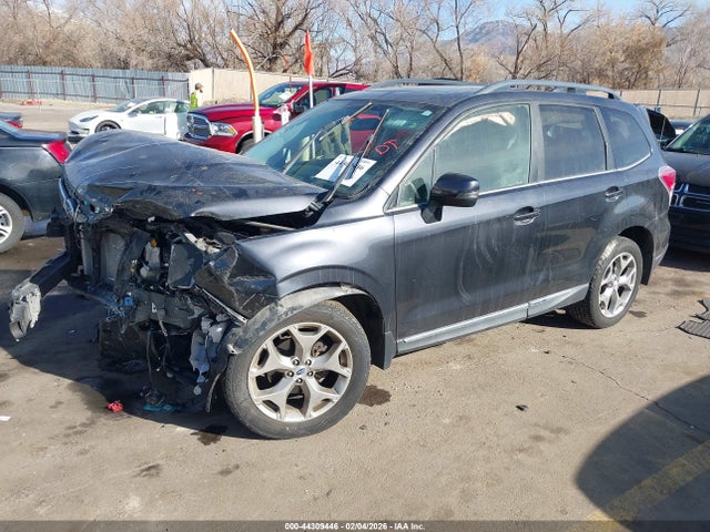 JF2SJAWC4JH452132 Subaru Forester 2.5i Touring