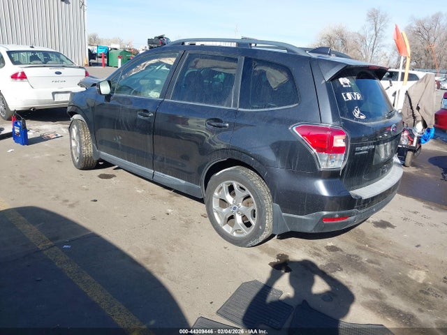JF2SJAWC4JH452132 Subaru Forester 2.5i Touring