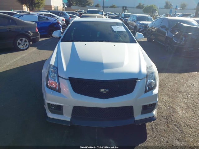 Продажа на аукционе авто 2015 Cadillac Cts-v, vin: 1G6DV1EP4F0100693, номер лота: 44309448