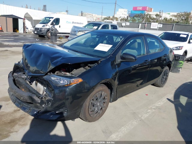 Toyota COROLLA LE 2017 2T1BURHEXHC962566 Image 2