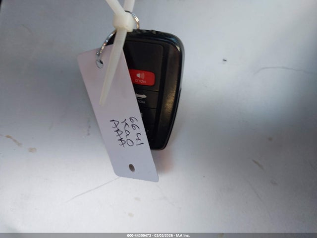 4T1B11HK1KU733408 Toyota CAMRY SE