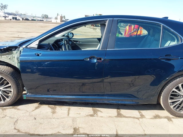 4T1B11HK1KU733408 Toyota CAMRY SE