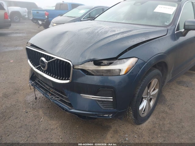 YV4L12RK4N1052739 Volvo Xc60 B5 Momentum