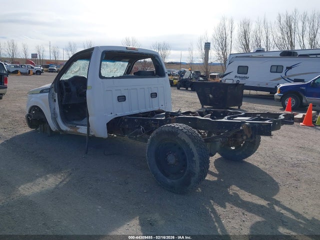2011 FORD F-250 1FTBF2B64BEC77003 Photo 2