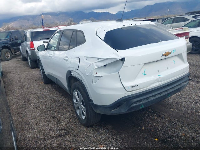 Chevrolet Trax Fwd Ls 2025 KL77LFEP8SC179868 Image 3