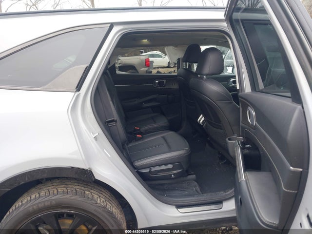 5XYRKDLFXNG145010 KIA SORENTO SX
