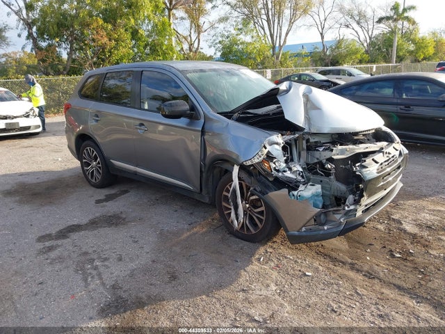 2018 MITSUBISHI OUTLANDER JA4AZ3A30JZ052224 Photo 0