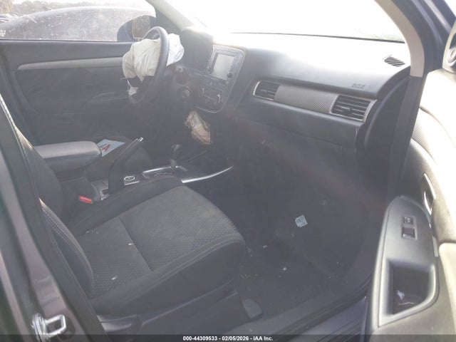 2018 MITSUBISHI OUTLANDER JA4AZ3A30JZ052224 Photo 4