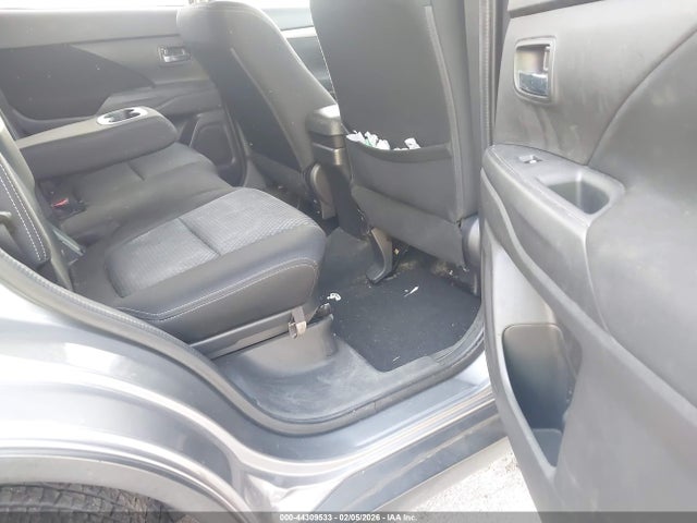 2018 MITSUBISHI OUTLANDER JA4AZ3A30JZ052224 Photo 7