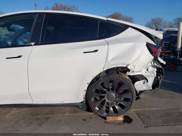 2023 TESLA MODEL Y 7SAYGDEFXPF757909 Photo 5