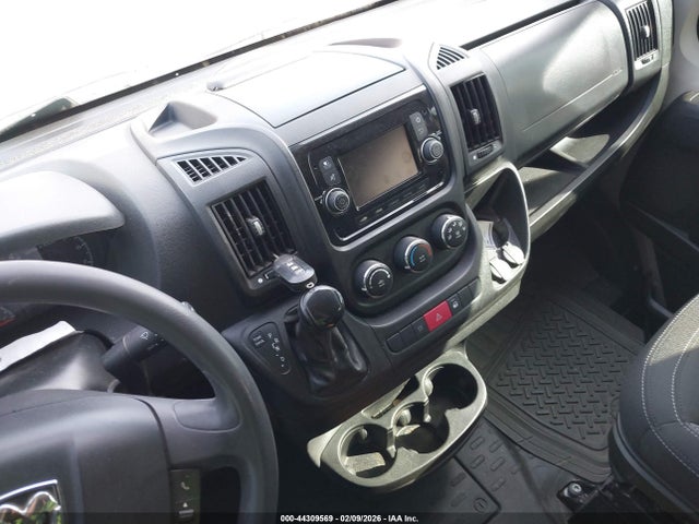 3C6TRVCG9JE124728 RAM Promaster 2500 High Roof 136 Wb