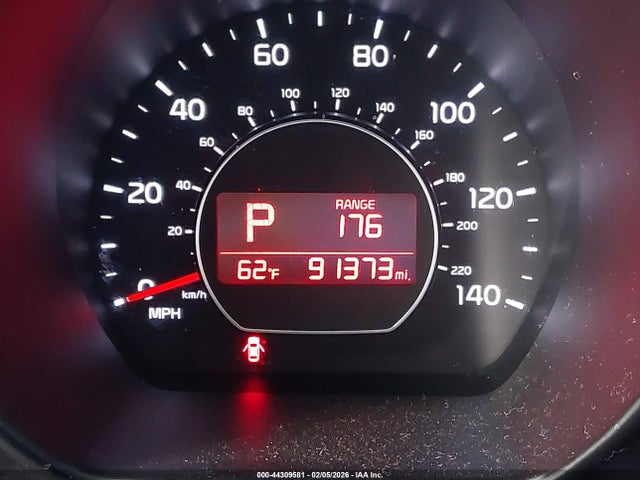 KIA SOUL + 2018 KNDJP3A51J7545242 Image 15