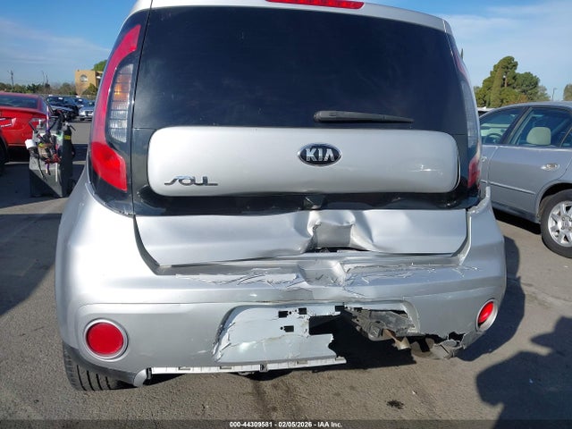 KIA SOUL + 2018 KNDJP3A51J7545242 Image 6