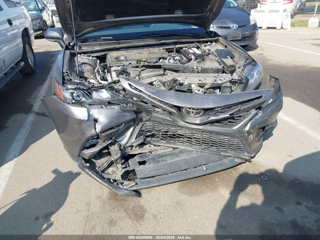 4T1G11AK1NU644197 Toyota CAMRY SE