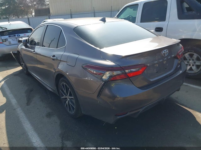 4T1G11AK1NU644197 Toyota CAMRY SE