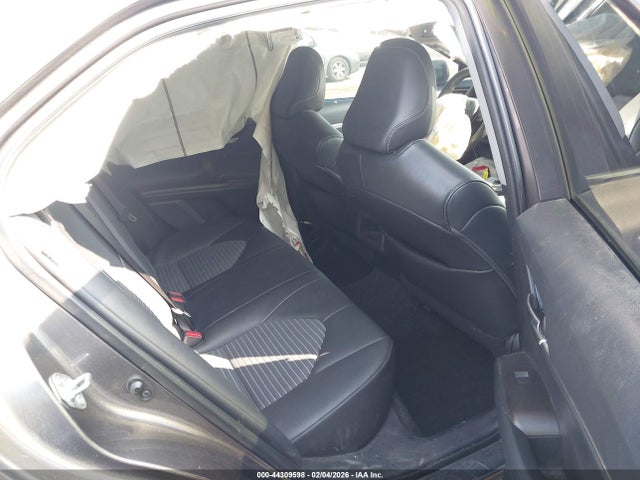 4T1G11AK1NU644197 Toyota CAMRY SE