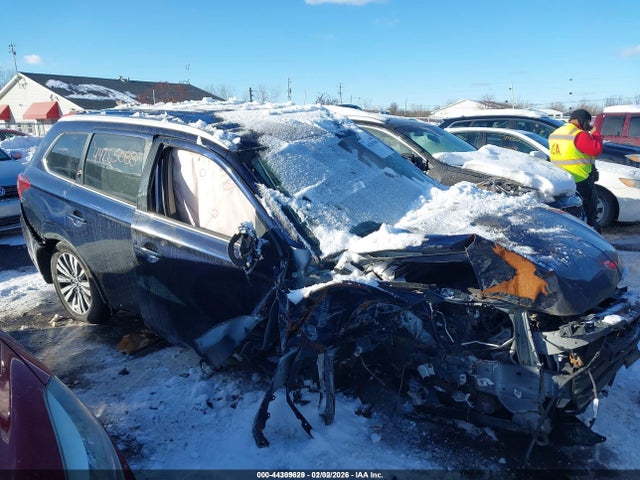 Продажа на аукционе авто 2020 Mitsubishi Outlander Es 2.4 S-awc/le 2.4 S-awc/se 2.4 S-awc/sel 2.4 S-awc/sp 2.4 S-awc, vin: JA4AZ3A3XLZ043114, номер лота: 44309629