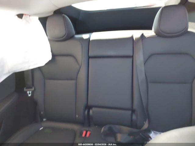 2026 TESLA MODEL Y 7SAYGDED6TF462895 Photo 7