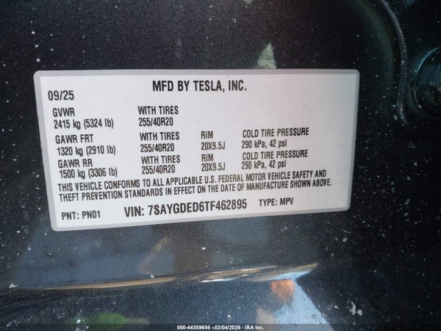 2026 TESLA MODEL Y 7SAYGDED6TF462895 Photo 8