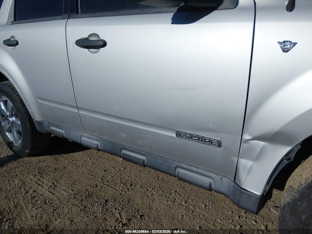 2008 FORD ESCAPE 1FMCU93118KE20064 Photo 5