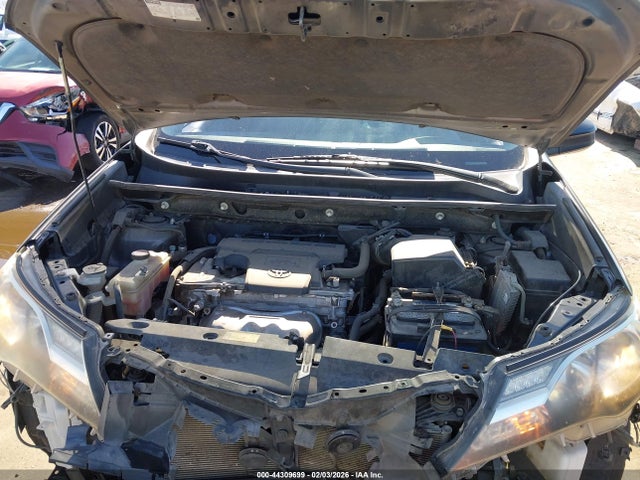 2015 Toyota Rav4 Le მანქანა იყიდება აუქციონზე, vin: JTMZFREV4FD051257, აუქციონის ნომერი: 44309699