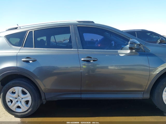 2015 Toyota Rav4 Le მანქანა იყიდება აუქციონზე, vin: JTMZFREV4FD051257, აუქციონის ნომერი: 44309699